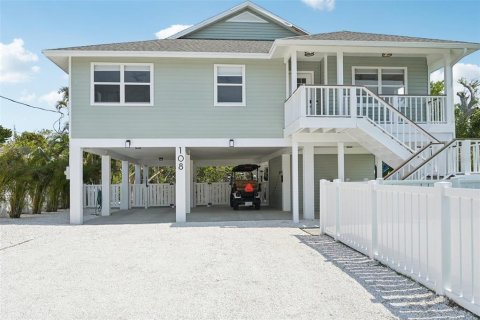 Villa ou maison à vendre à Anna Maria, Floride: 4 chambres, 136.75 m2 № 2102168 - photo 2