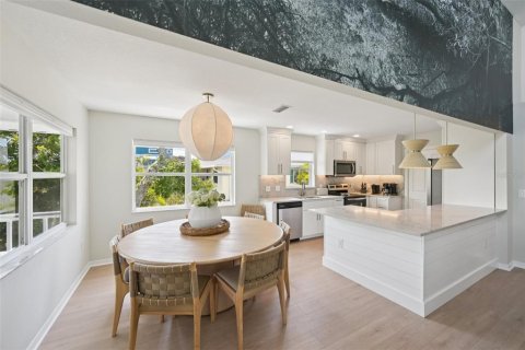 Villa ou maison à vendre à Anna Maria, Floride: 4 chambres, 136.75 m2 № 2102168 - photo 11