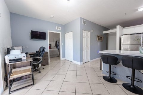 Copropriété à louer à Hialeah, Floride: 3 chambres, 110.18 m2 № 2158067 - photo 7
