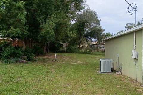 Villa ou maison à louer à Spring Hill, Floride: 3 chambres, 187.66 m2 № 2399539 - photo 13