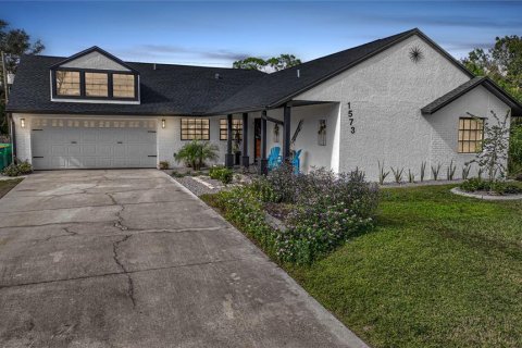 House in Port Charlotte, Florida 3 bedrooms, 159.42 sq.m. № 1716524 - photo 1