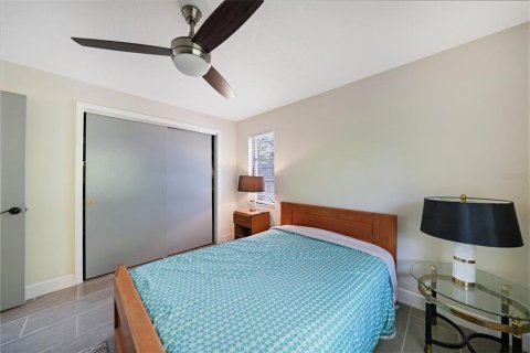 House in Port Charlotte, Florida 3 bedrooms, 159.42 sq.m. № 1716524 - photo 22