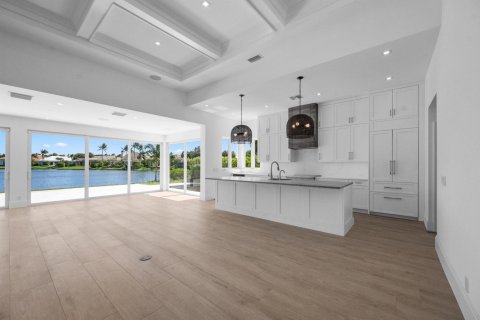 Купить виллу или дом в Юпитер, Флорида 10 комнат, 310.11м2, № 2147221 - фото 12
