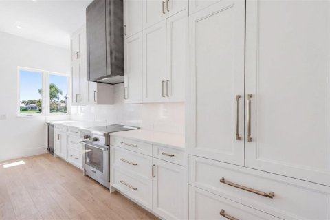 Купить виллу или дом в Юпитер, Флорида 10 комнат, 310.11м2, № 2147221 - фото 16