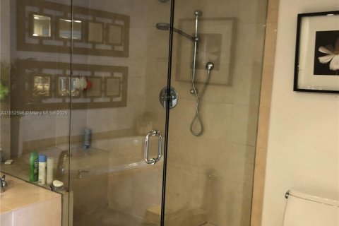 Copropriété à louer à Hallandale Beach, Floride: 3 chambres, 191.84 m2 № 1858846 - photo 18