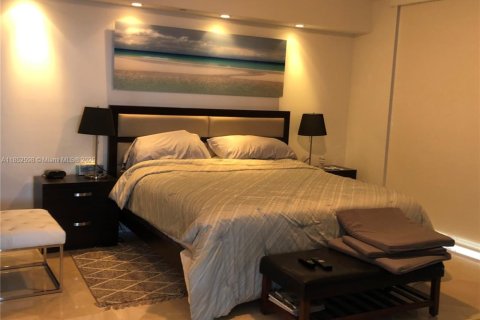 Copropriété à louer à Hallandale Beach, Floride: 3 chambres, 191.84 m2 № 1858846 - photo 7