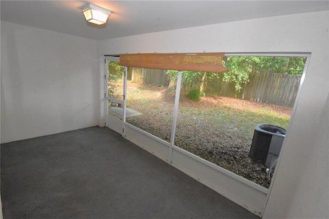 Condo in Gainesville, Florida, 2 bedrooms  № 1801797 - photo 15