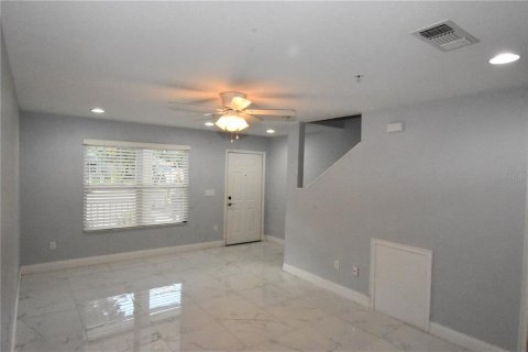 Condo in Gainesville, Florida, 2 bedrooms  № 1801797 - photo 4