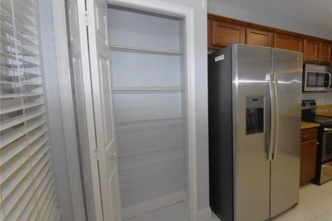 Condo in Gainesville, Florida, 2 bedrooms  № 1801797 - photo 10