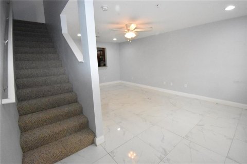 Condo in Gainesville, Florida, 2 bedrooms  № 1801797 - photo 19
