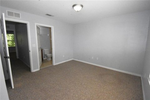 Condo in Gainesville, Florida, 2 bedrooms  № 1801797 - photo 22