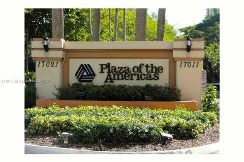 Condo in Sunny Isles Beach, Florida, 1 bedroom  № 1967289 - photo 2