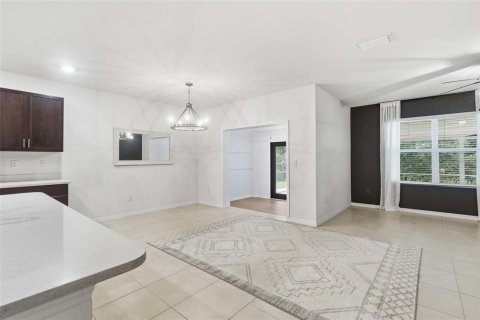 Villa ou maison à vendre à North Port, Floride: 4 chambres, 168.34 m2 № 2149993 - photo 7
