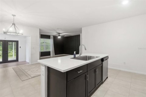 Villa ou maison à vendre à North Port, Floride: 4 chambres, 168.34 m2 № 2149993 - photo 18