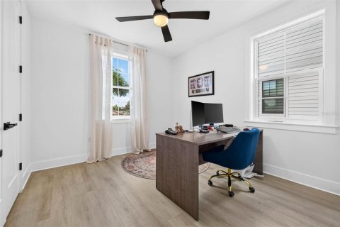 Casa en venta en Saint Petersburg, Florida, 4 dormitorios, 250.19 m2 № 2221738 - foto 20