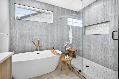 Casa en venta en Saint Petersburg, Florida, 4 dormitorios, 250.19 m2 № 2221738 - foto 30