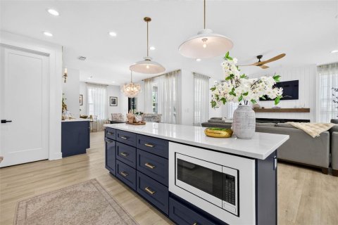 Casa en venta en Saint Petersburg, Florida, 4 dormitorios, 250.19 m2 № 2221738 - foto 14