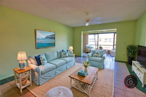 Condo in Englewood, Florida, 2 bedrooms  № 1579117 - photo 17