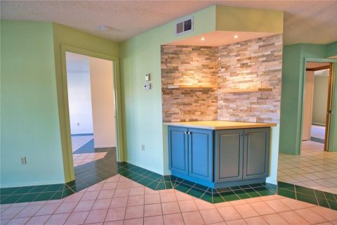 Condo in Englewood, Florida, 2 bedrooms  № 1579117 - photo 20