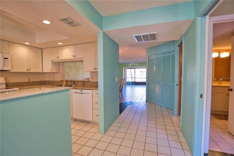 Condo in Englewood, Florida, 2 bedrooms  № 1579117 - photo 3