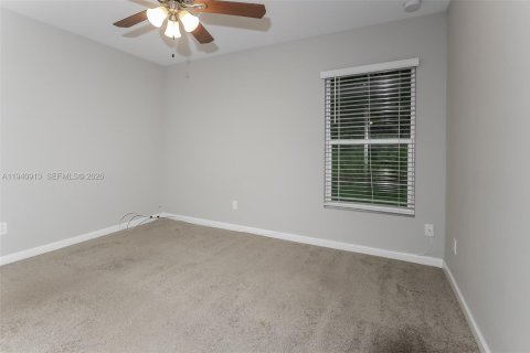 Casa en alquiler en Port St. Lucie, Florida, 3 dormitorios, 147.71 m2 № 1998053 - foto 8