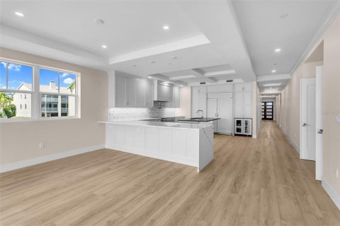 Condominio en venta en Tierra Verde, Florida, 4 dormitorios, 290.41 m2 № 1894789 - foto 17