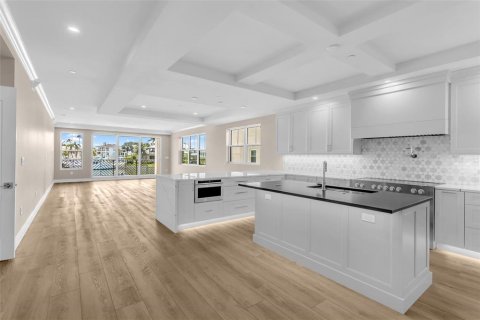 Condominio en venta en Tierra Verde, Florida, 4 dormitorios, 290.41 m2 № 1894789 - foto 11
