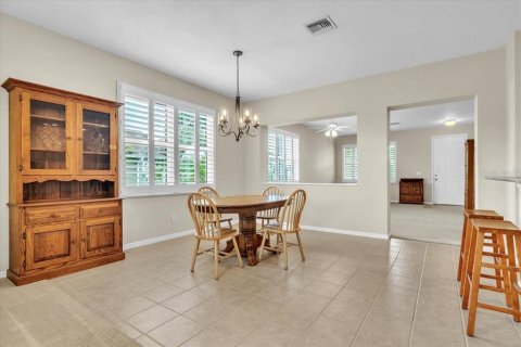 House in Lake Suzy, Florida 4 bedrooms, 201.6 sq.m. № 2230711 - photo 17