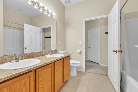 House in Lake Suzy, Florida 4 bedrooms, 201.6 sq.m. № 2230711 - photo 29