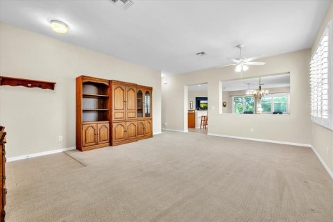 House in Lake Suzy, Florida 4 bedrooms, 201.6 sq.m. № 2230711 - photo 5