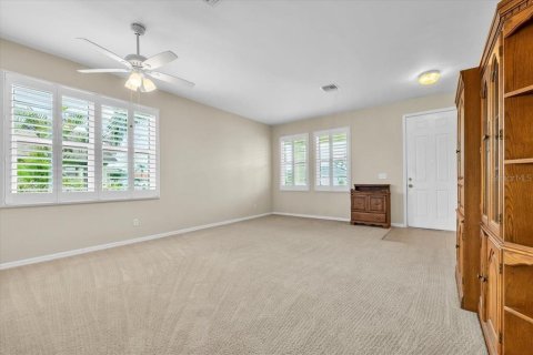House in Lake Suzy, Florida 4 bedrooms, 201.6 sq.m. № 2230711 - photo 7