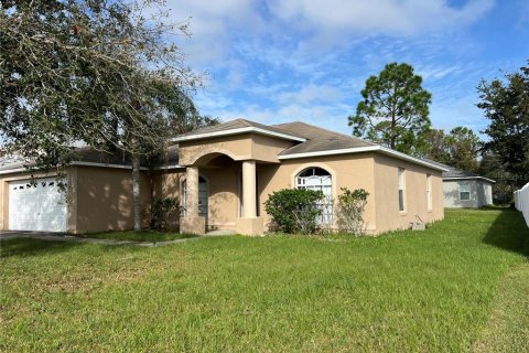 Villa ou maison à louer à Kissimmee, Floride: 3 chambres, 150.5 m2 № 1817819 - photo 2