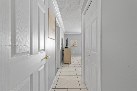 Adosado en venta en Miami, Florida, 3 dormitorios, 117.43 m2 № 2023788 - foto 21