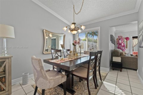 Adosado en venta en Miami, Florida, 3 dormitorios, 117.43 m2 № 2023788 - foto 6