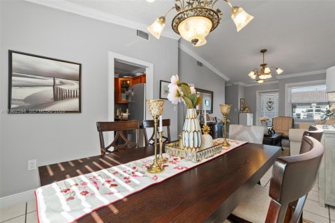 Adosado en venta en Miami, Florida, 3 dormitorios, 117.43 m2 № 2023788 - foto 7
