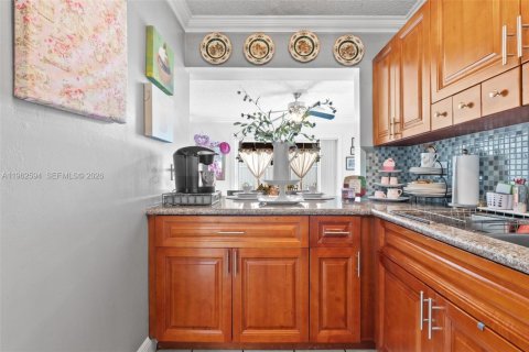 Adosado en venta en Miami, Florida, 3 dormitorios, 117.43 m2 № 2023788 - foto 12