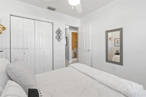 Adosado en venta en Miami, Florida, 3 dormitorios, 117.43 m2 № 2023788 - foto 27