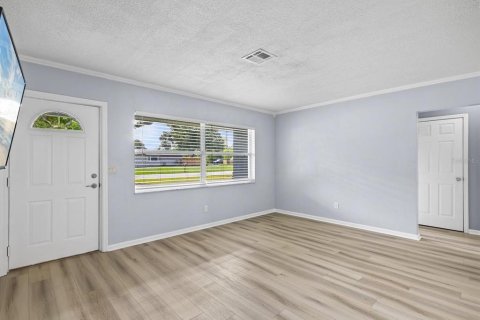Casa en venta en Dunedin, Florida, 2 dormitorios, 104.24 m2 № 2385806 - foto 4