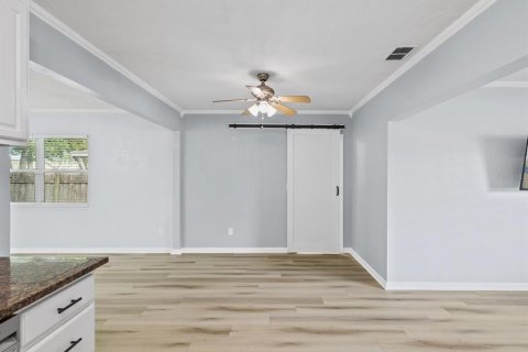 Casa en venta en Dunedin, Florida, 2 dormitorios, 104.24 m2 № 2385806 - foto 8