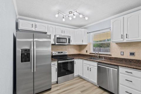 Casa en venta en Dunedin, Florida, 2 dormitorios, 104.24 m2 № 2385806 - foto 3