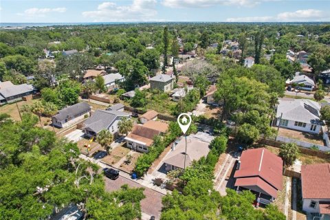 Villa ou maison à vendre à Saint Petersburg, Floride: 4 chambres, 113.25 m2 № 2207457 - photo 2