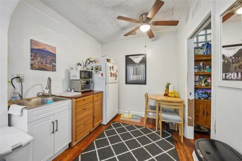Villa ou maison à vendre à Saint Petersburg, Floride: 4 chambres, 113.25 m2 № 2207457 - photo 6