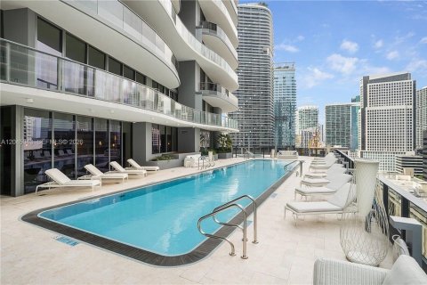 Condo in Miami, Florida, 1 bedroom  № 2243021 - photo 22