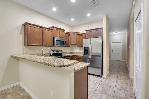 Townhouse in Orlando, Florida 3 bedrooms, 165.18 sq.m. № 2142229 - photo 5