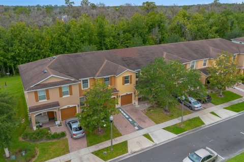 Townhouse in Orlando, Florida 3 bedrooms, 165.18 sq.m. № 2142229 - photo 24