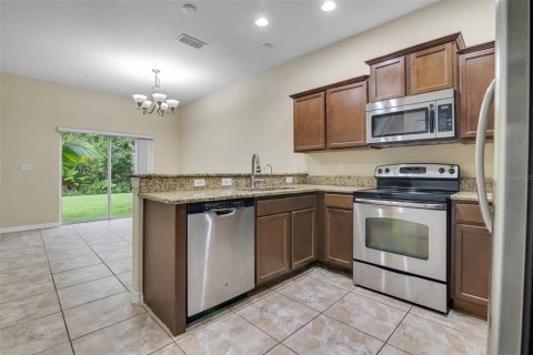 Townhouse in Orlando, Florida 3 bedrooms, 165.18 sq.m. № 2142229 - photo 4