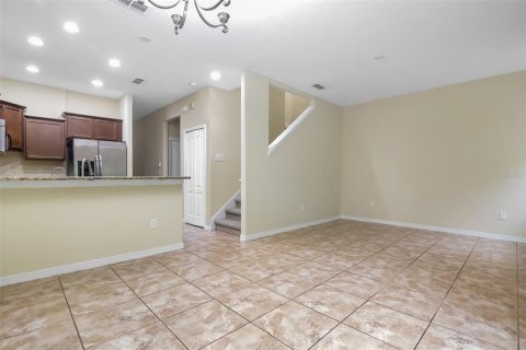 Townhouse in Orlando, Florida 3 bedrooms, 165.18 sq.m. № 2142229 - photo 19