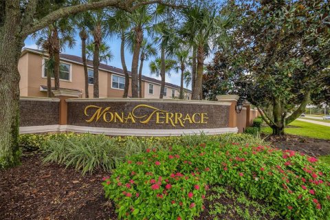 Townhouse in Orlando, Florida 3 bedrooms, 165.18 sq.m. № 2142229 - photo 21