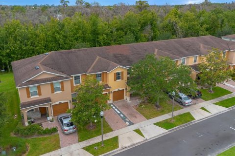 Townhouse in Orlando, Florida 3 bedrooms, 165.18 sq.m. № 2142229 - photo 23