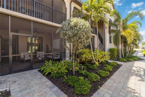 Condo in Bradenton, Florida, 2 bedrooms  № 1618284 - photo 3
